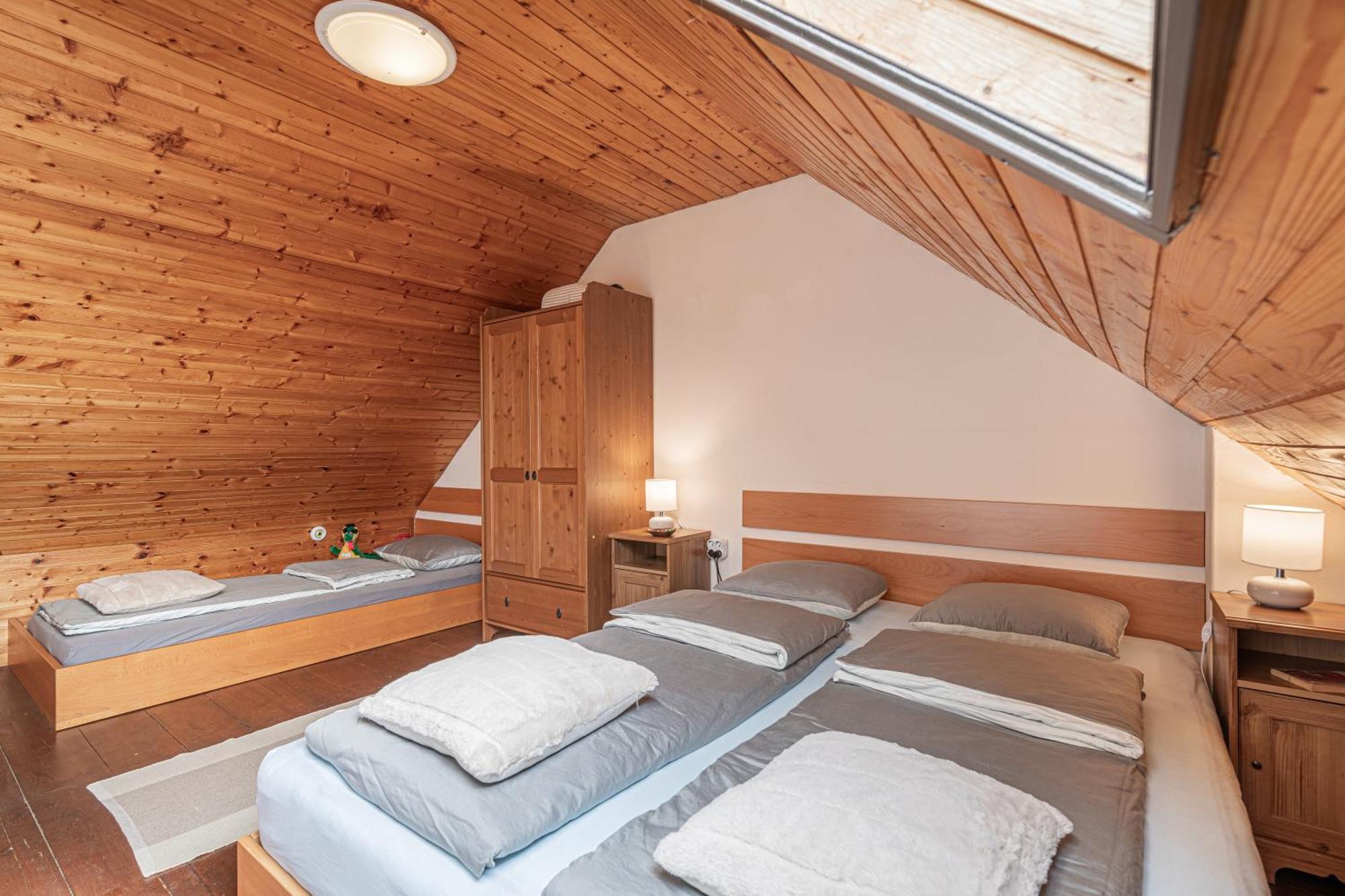 Holiday House Podhamer Marijan Лютомер Экстерьер фото